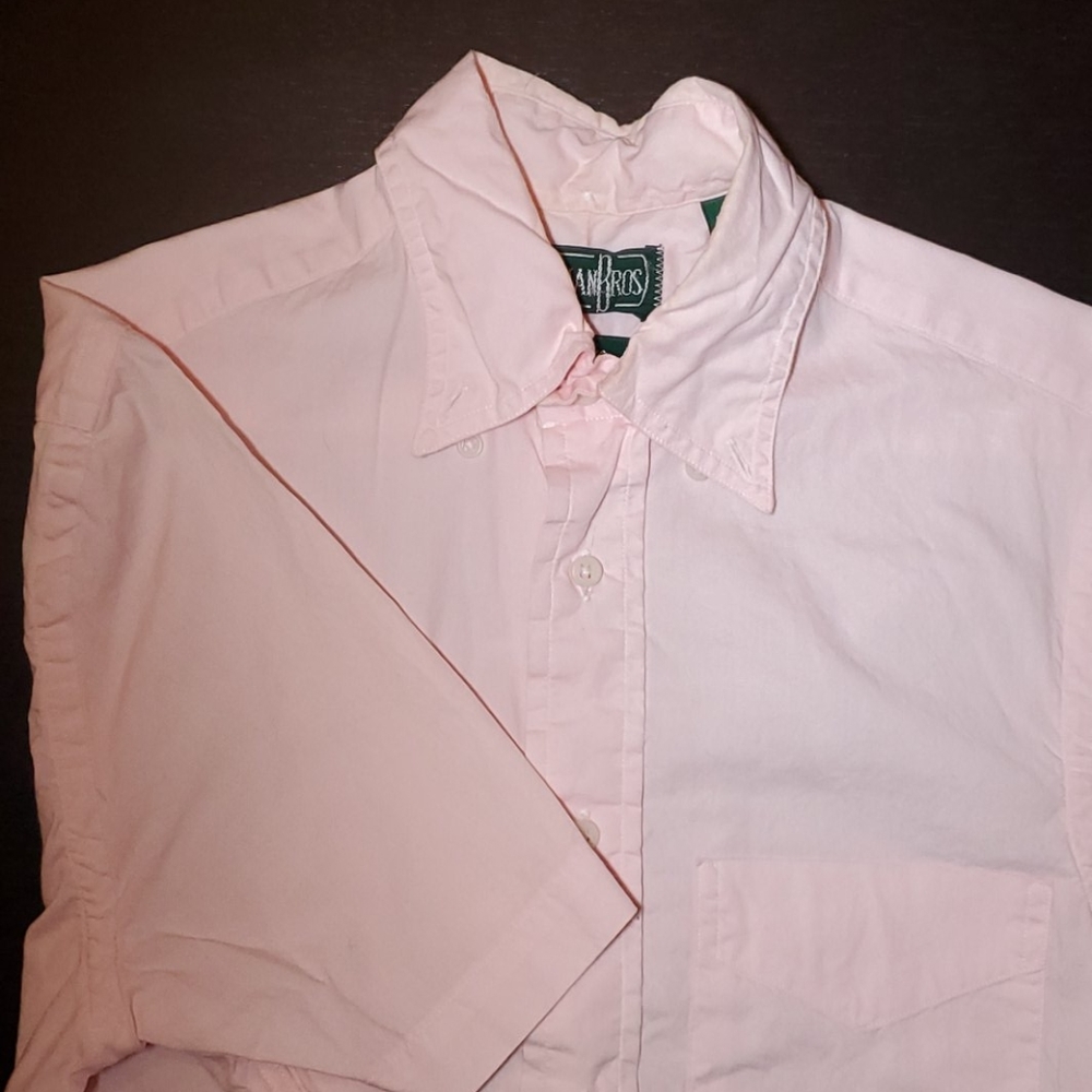 Men's Light Pink Short Sleeve Oxford buttonup, XS